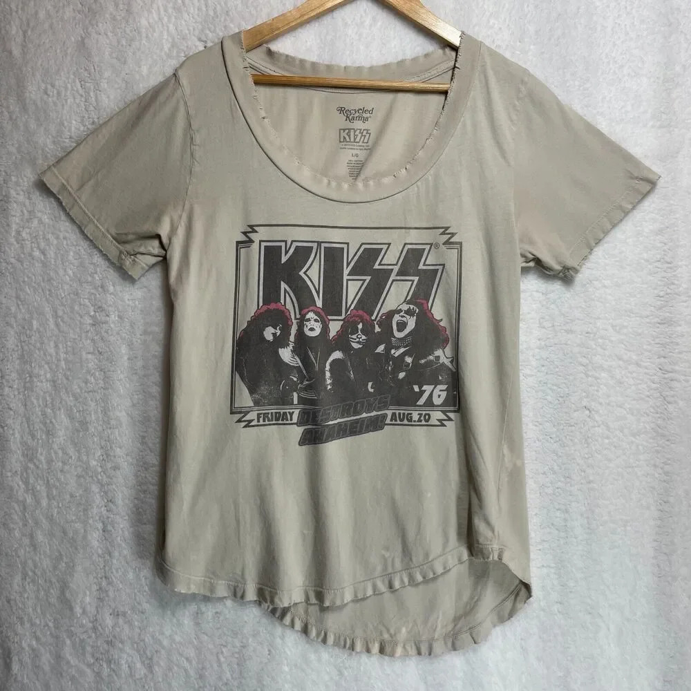 Recycled Karma KISS Band Graphic T-Shirt Size Large | 1976 Tour Vintage-Inspired